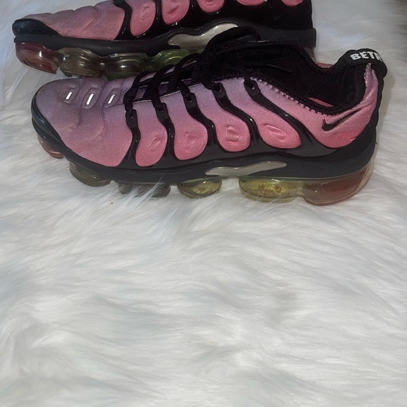 Nike sneakers - Picture 2 of 7